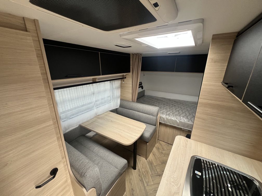 CARAVANA STERCKEMAN SPORT EDITION 490PE KID'S (4)