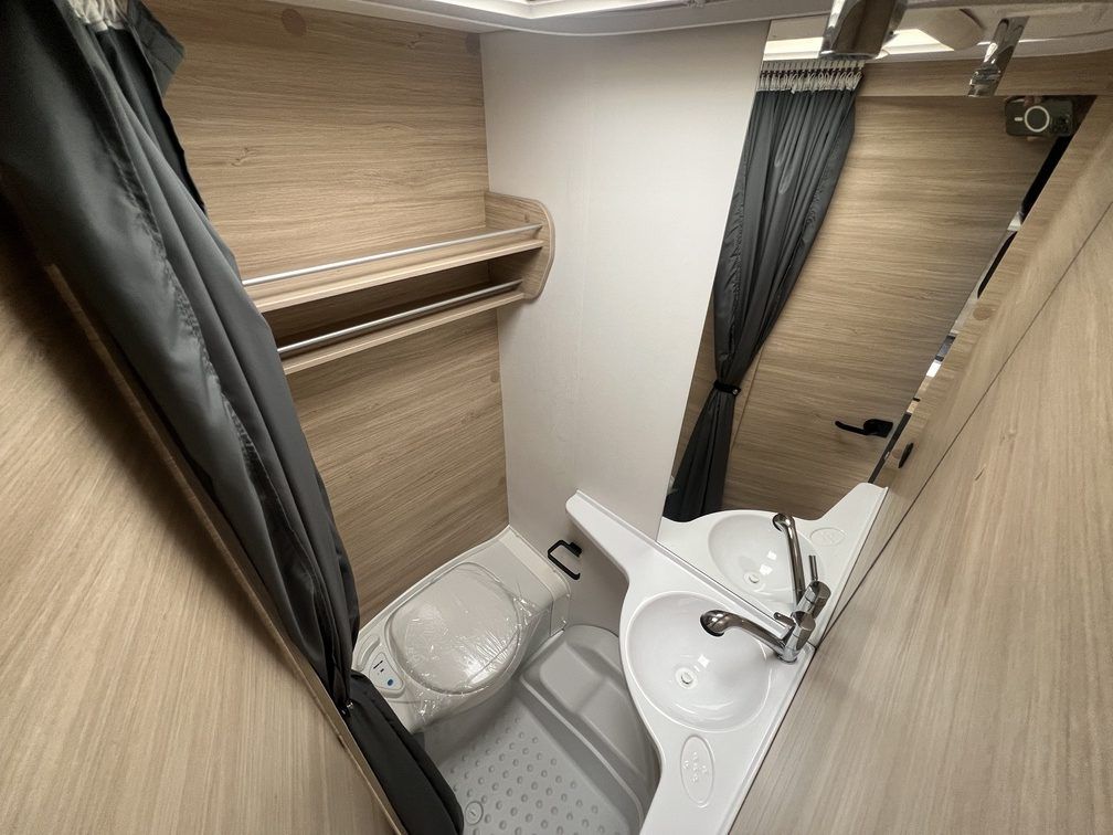 CARAVANA STERCKEMAN SPORT EDITION 490PE KID'S (8)