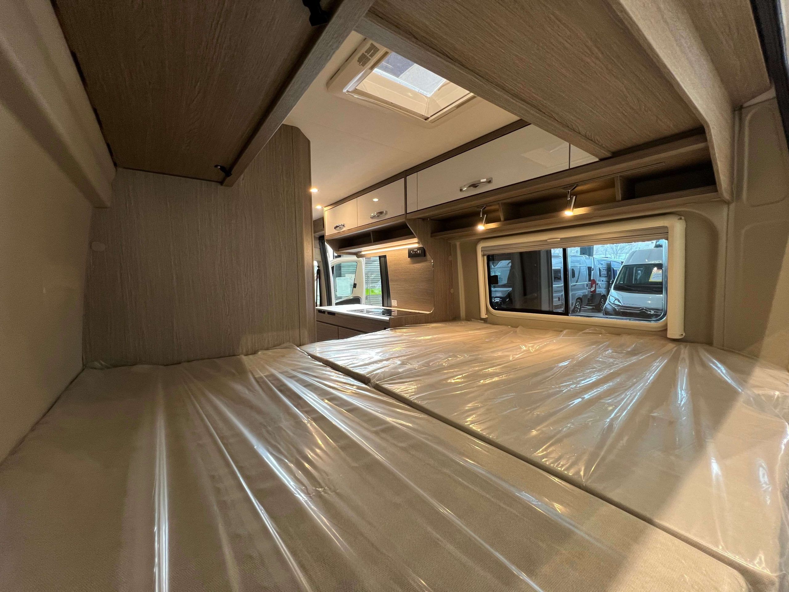 CAMPER PÖSSL 2 WIN S PLUS BLANCA (8)