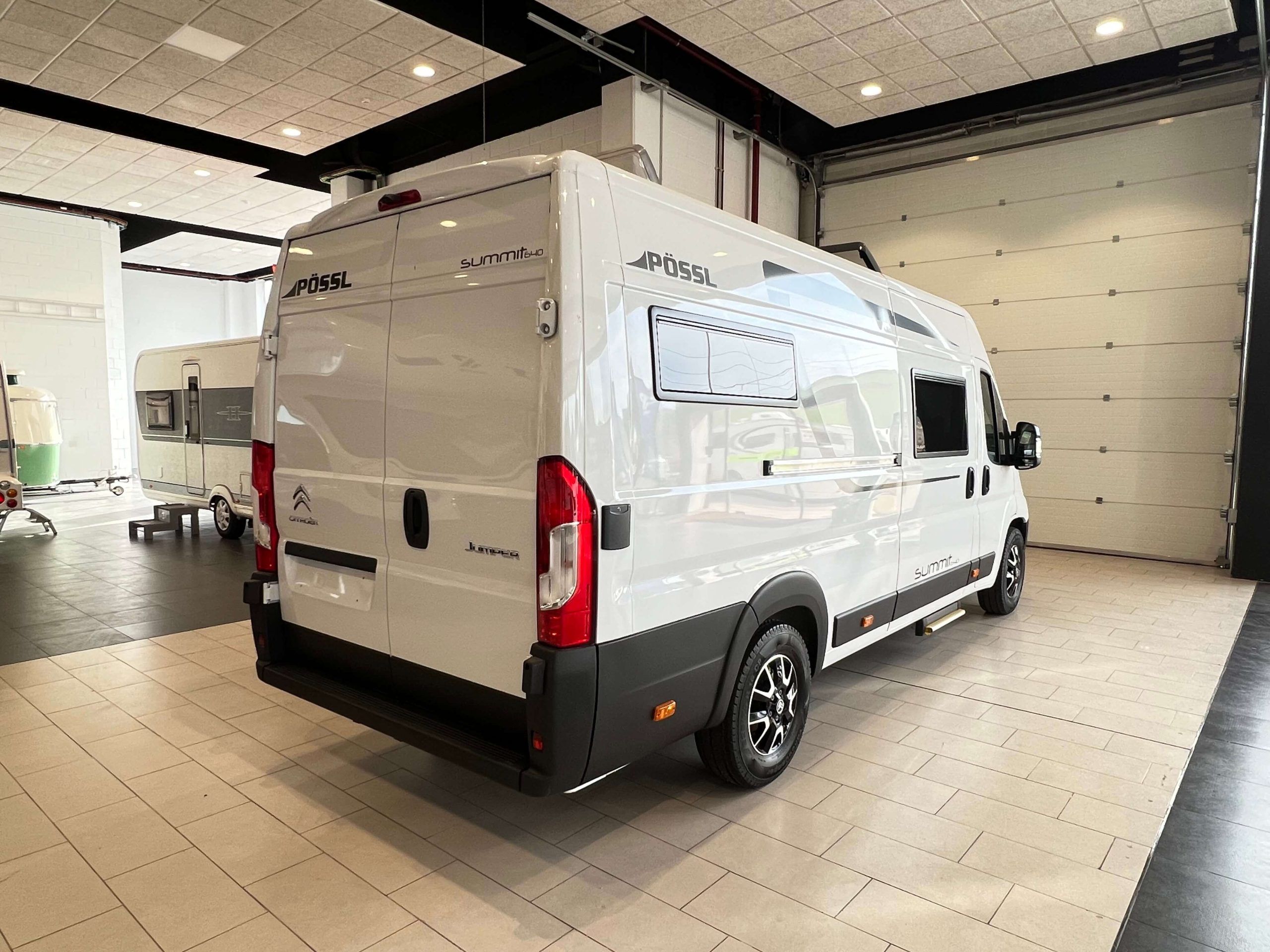 CAMPER PÖSSL SUMMIT 640 (2)