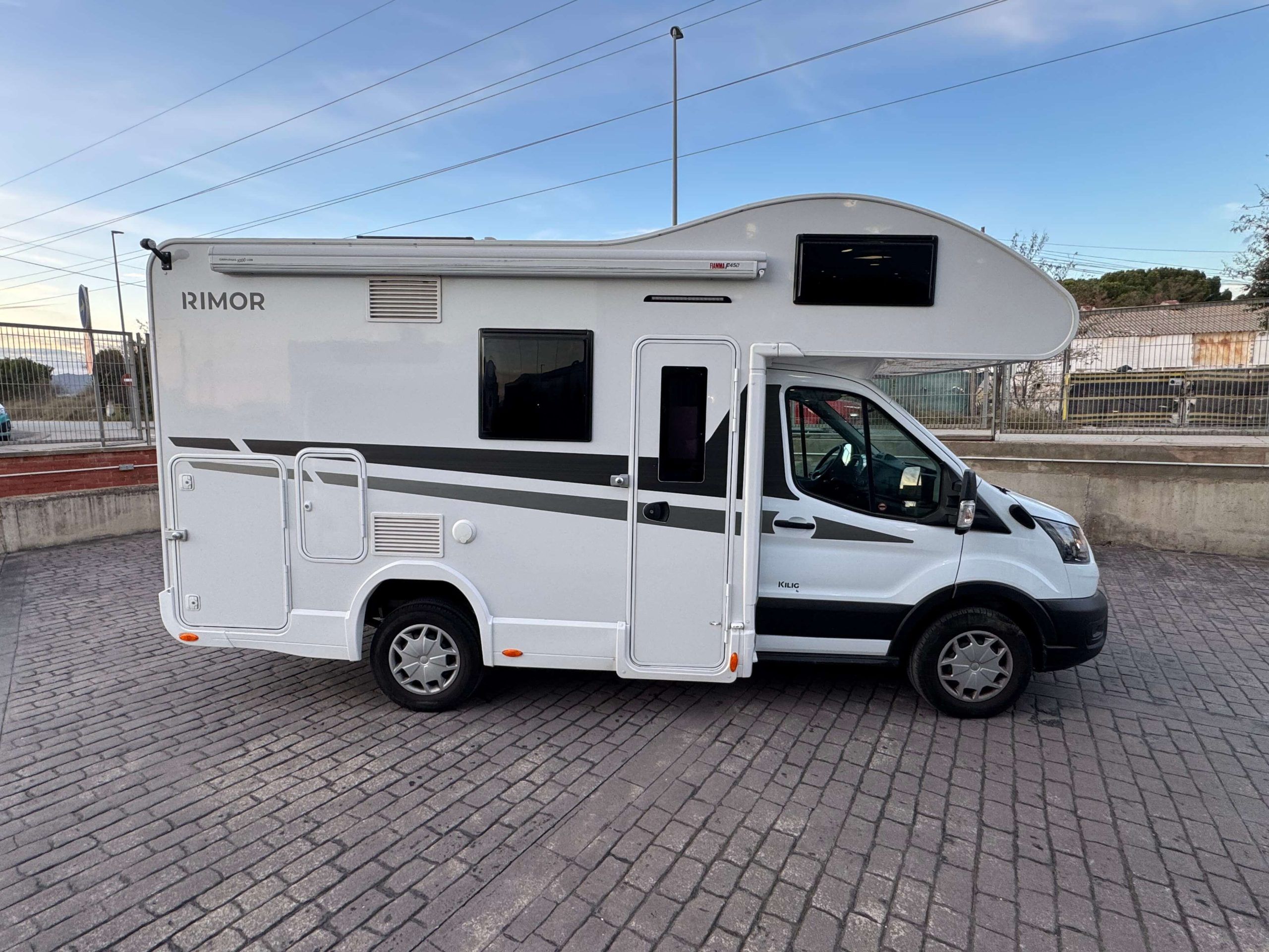 AUTOCARAVANA RIMOR KILIG 4 (4)