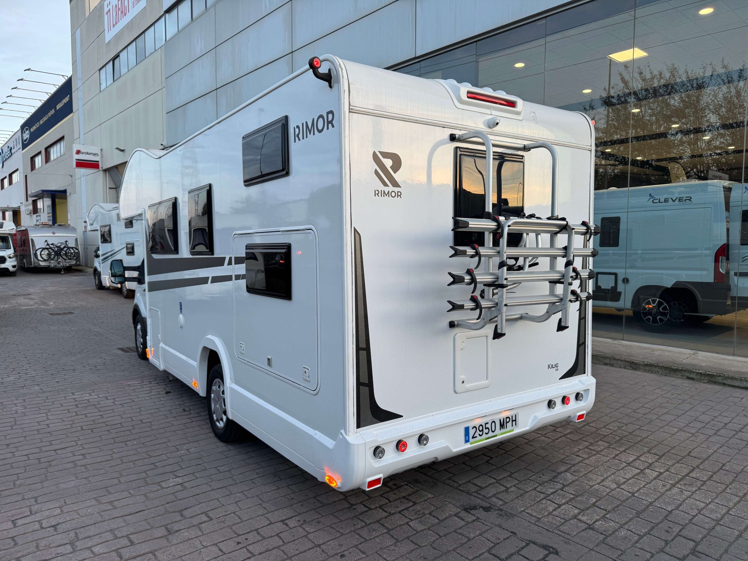 AUTOCARAVANA RIMOR KILIG 50 (6)
