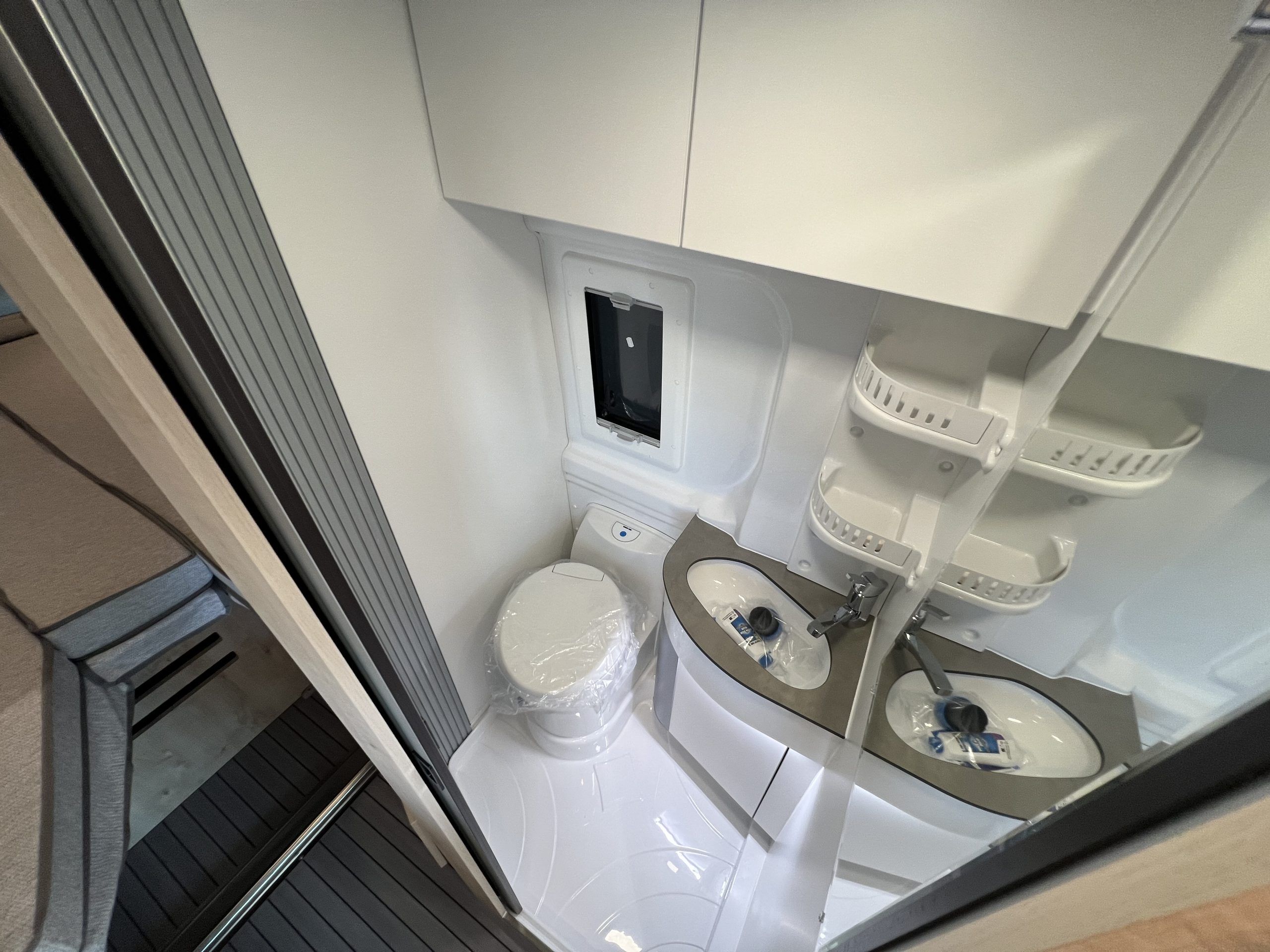 CAMPER CLEVER VAN RUNNER 636 (11)