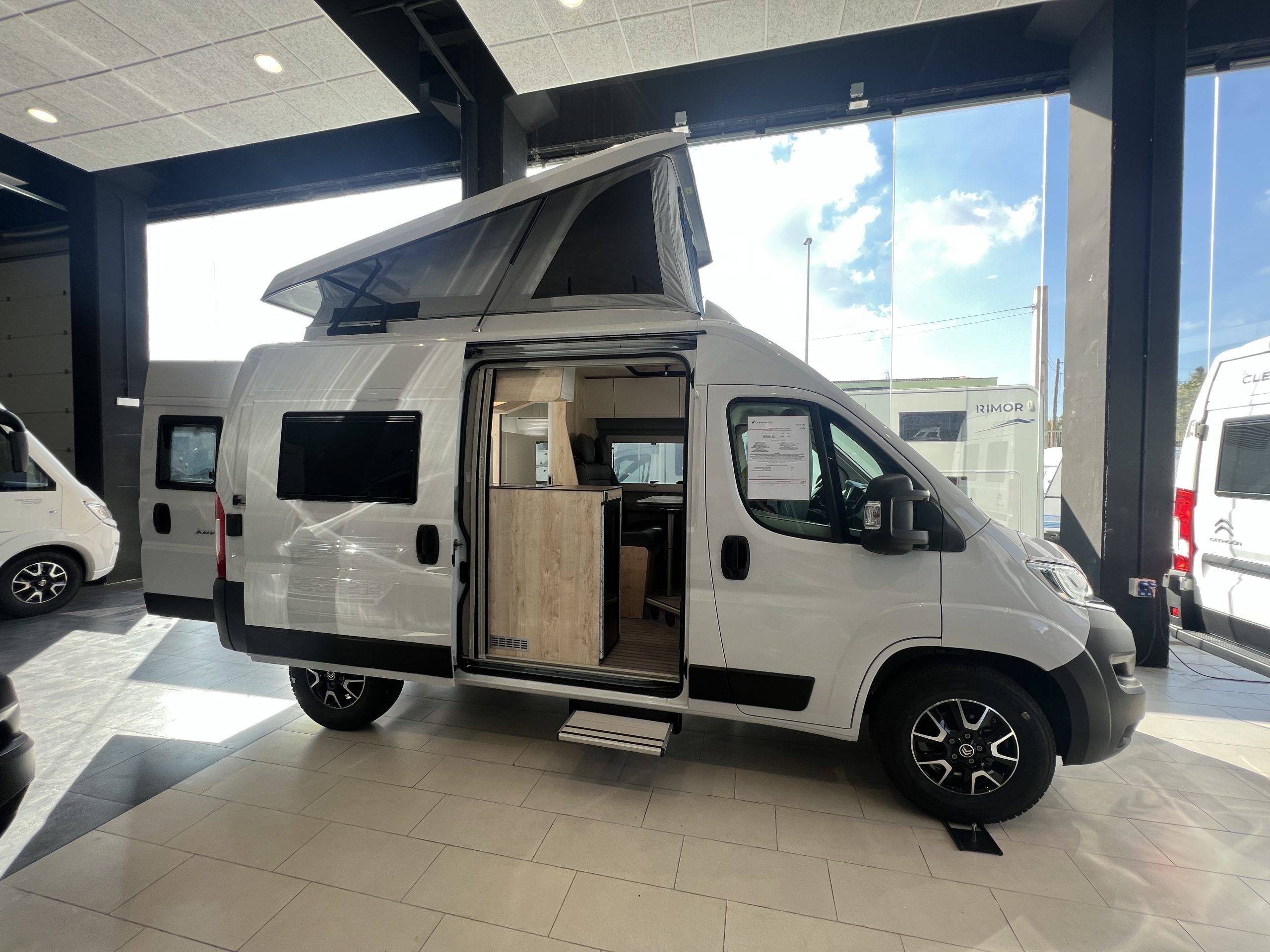 CAMPER CLEVER VAN TOUR 540 (2)