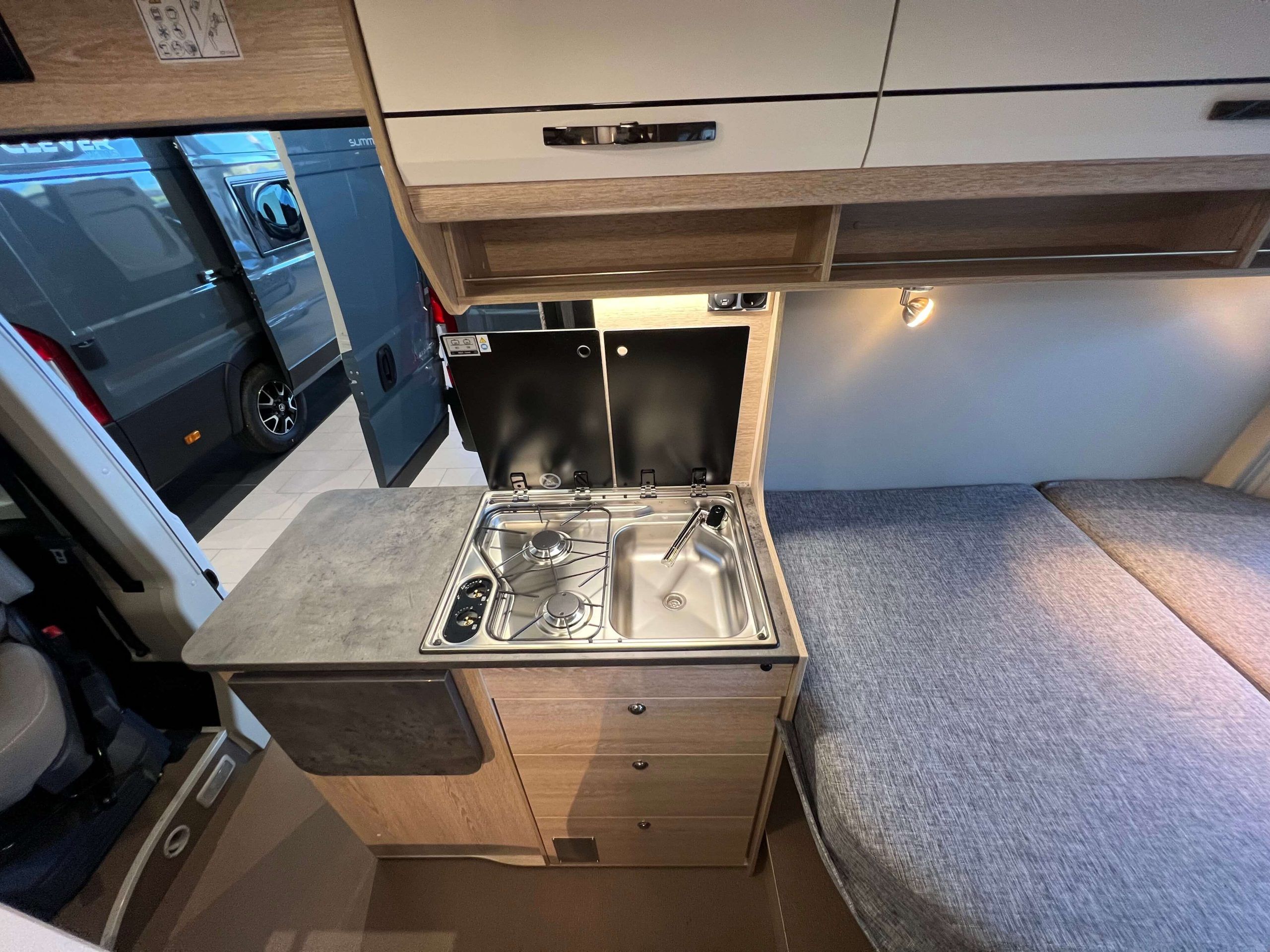 CAMPER POSSL SUMMIT 540 2025 (16)